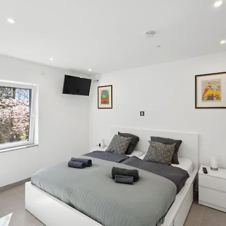 Waldsuite By Interhome Schneverdingen